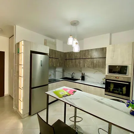 3 Lara Sea View *
