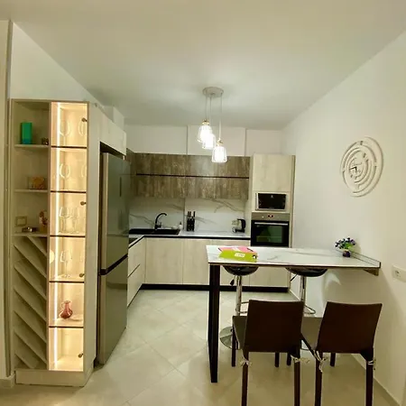 3 Lara Sea View